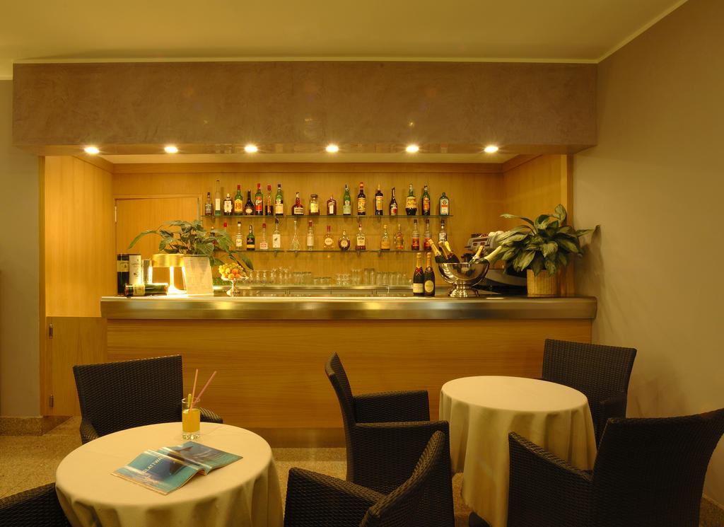 Hotel Corso Alaxi Hotels Alassio Dış mekan fotoğraf